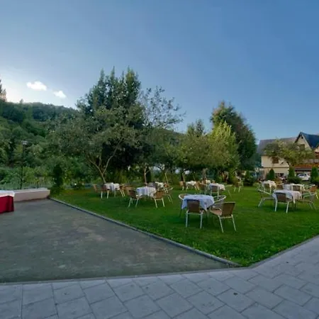 Hotell Restaurante La Casilla Cangas De Narcea