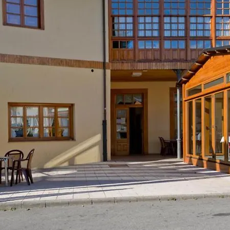 Hotel Restaurante La Casilla Cangas De Narcea