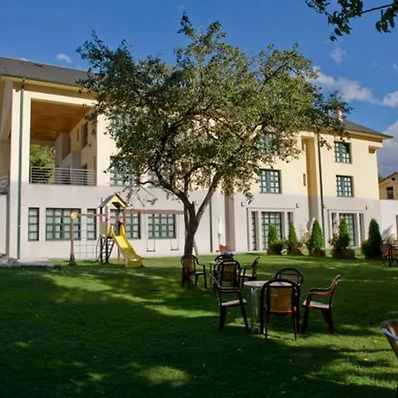 Restaurante La Casilla Hotel 2*