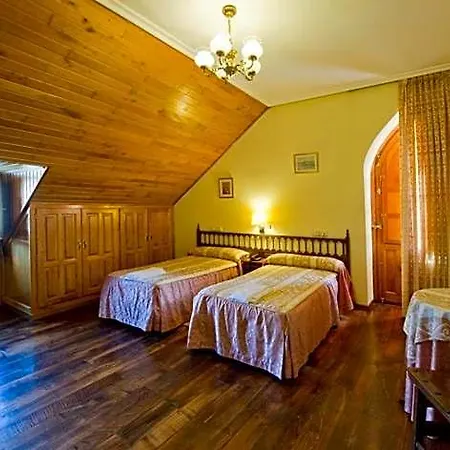 Restaurante La Casilla Hotel 2*
