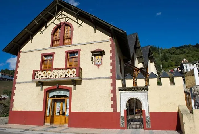 Restaurante La Casilla Hotel Cangas De Narcea