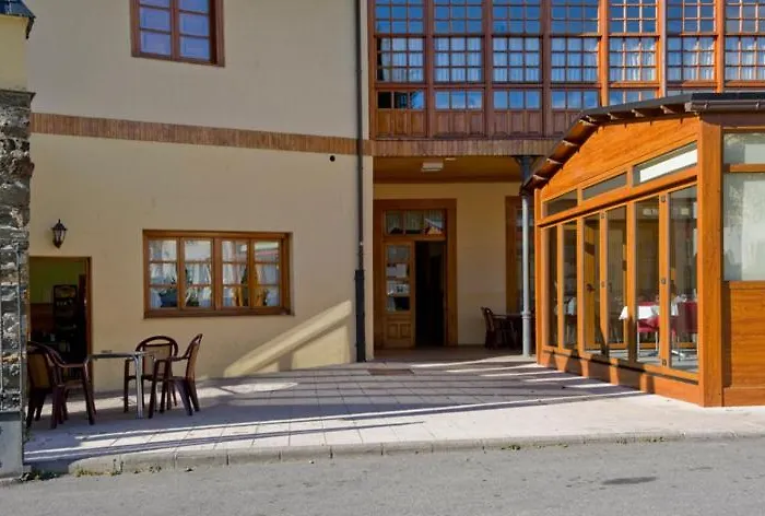 Hotel Restaurante La Casilla Cangas De Narcea